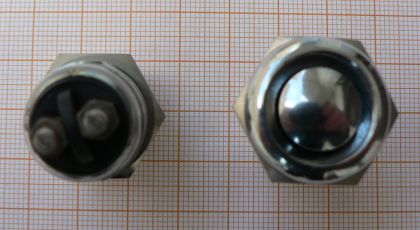 PushBut_Off-(On) R Metalic 1circ/2po/2poz 2A/250V ca/gaura fi 19 mm pe panou