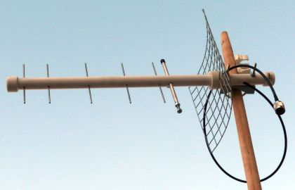 Antena directionala pentru amplificarea semnalului LoRa 868 MHz 14.7 dBi 
