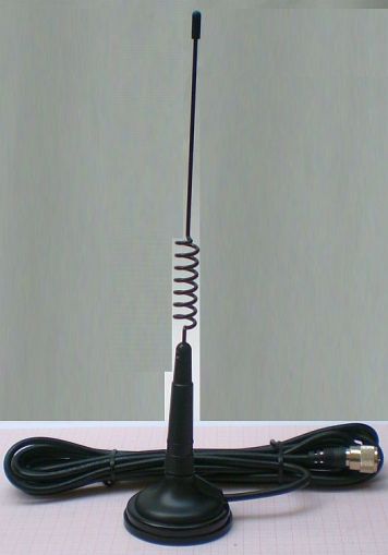 Antena auto CB Shunker CB Elite 105, 26-28 MHz, polarizare V, 50 OHM, castig 3db, vswr 1.2:1, P=30W, conector:UHF tata, lungime: 35 cm , fixare magnetica, cablu RG58, lungime cablu 3m, greutate 0.5kg