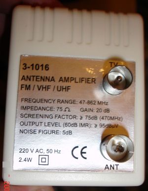 Amplificator de semnal CATV   1*IN-1*OUT, in banda TV 47-862 ,castig 20 db