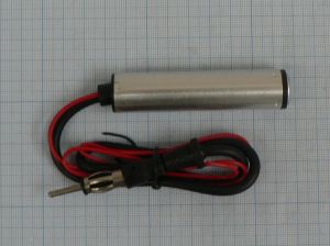 Amplificator de semnal pentru antena auto AM/FM, castig14-18 dbi