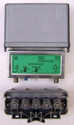 Amplificator de semnal TV CATV  1*IN-1*OUT, in banda TV 47-862Mhz, castig 24 dBi