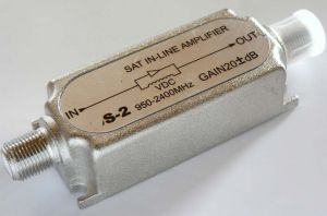 Amplificator de semnal TV  SAT  1*IN-1*OUT,  de interior, in banda 950 - 2400Mhz, castig 20dB, DC pass